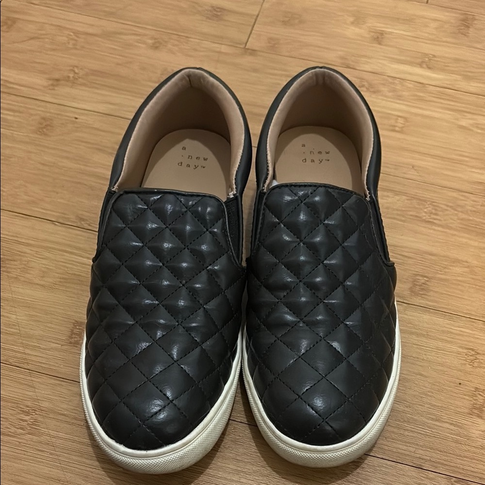 A New Day Black Quilted Loafers Slip-Ons